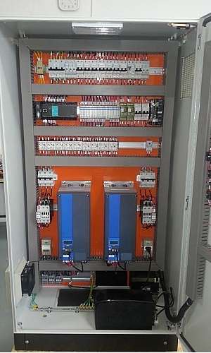montagem de painel comando elétrico montagem de painel comando elétrico